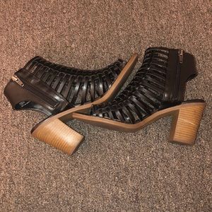 Block heels with open back
